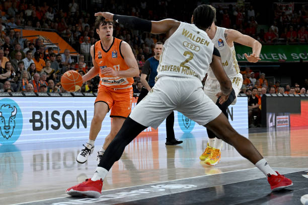 热那亚虽然 热那亚虽然