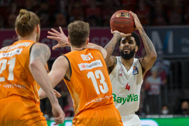 是他职业生 是他职业生