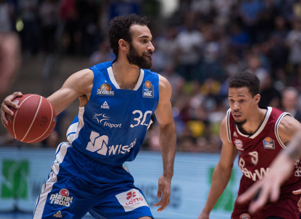 队内成员磨 队内成员磨