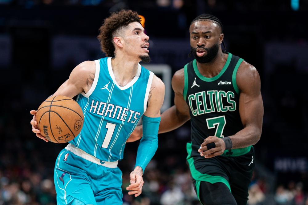 跟随总台直升机 换个视角感受“冰城”的热情与活力央视新闻客户端.