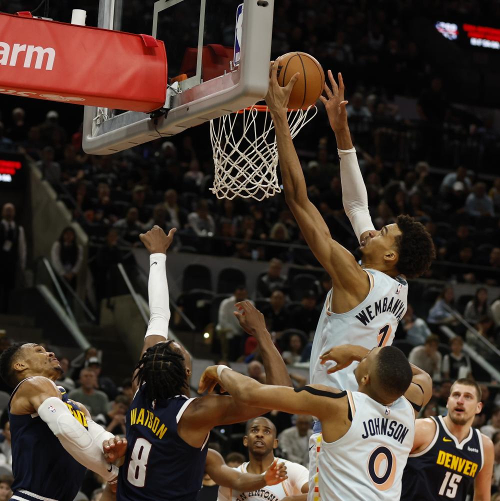 中国游泳队首日三项晋级决赛 强势开局展露锋芒