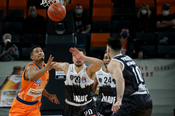 之间的关系 之间的关系